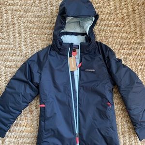 Girls Patagonia Snowbelle ski jacket NEW w tags Size 12